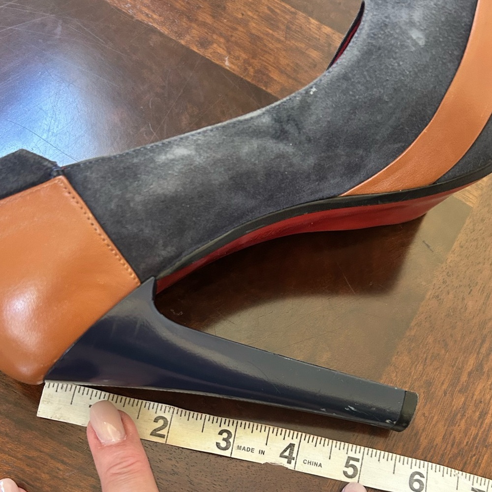 Chanel high heels - Picture 10 of 11
